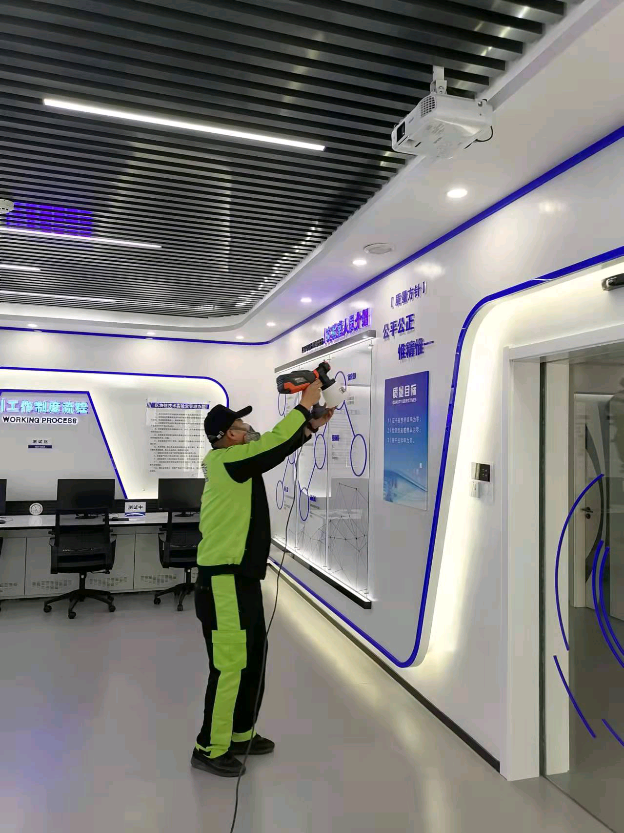 旅顺口醛博士知名企业办公室治理案例